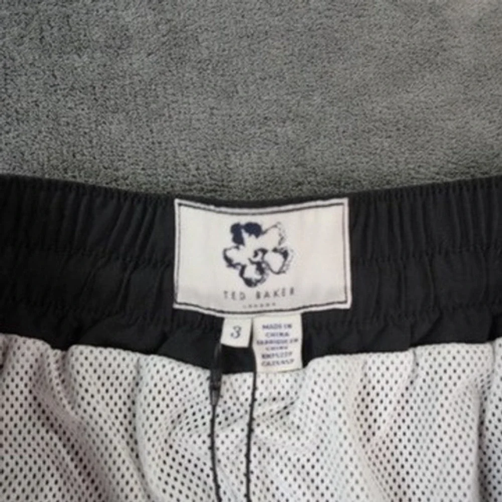 Ted Baker London Swim Shorts Mens Medium 3 Black Spellout Branded‎ NWT